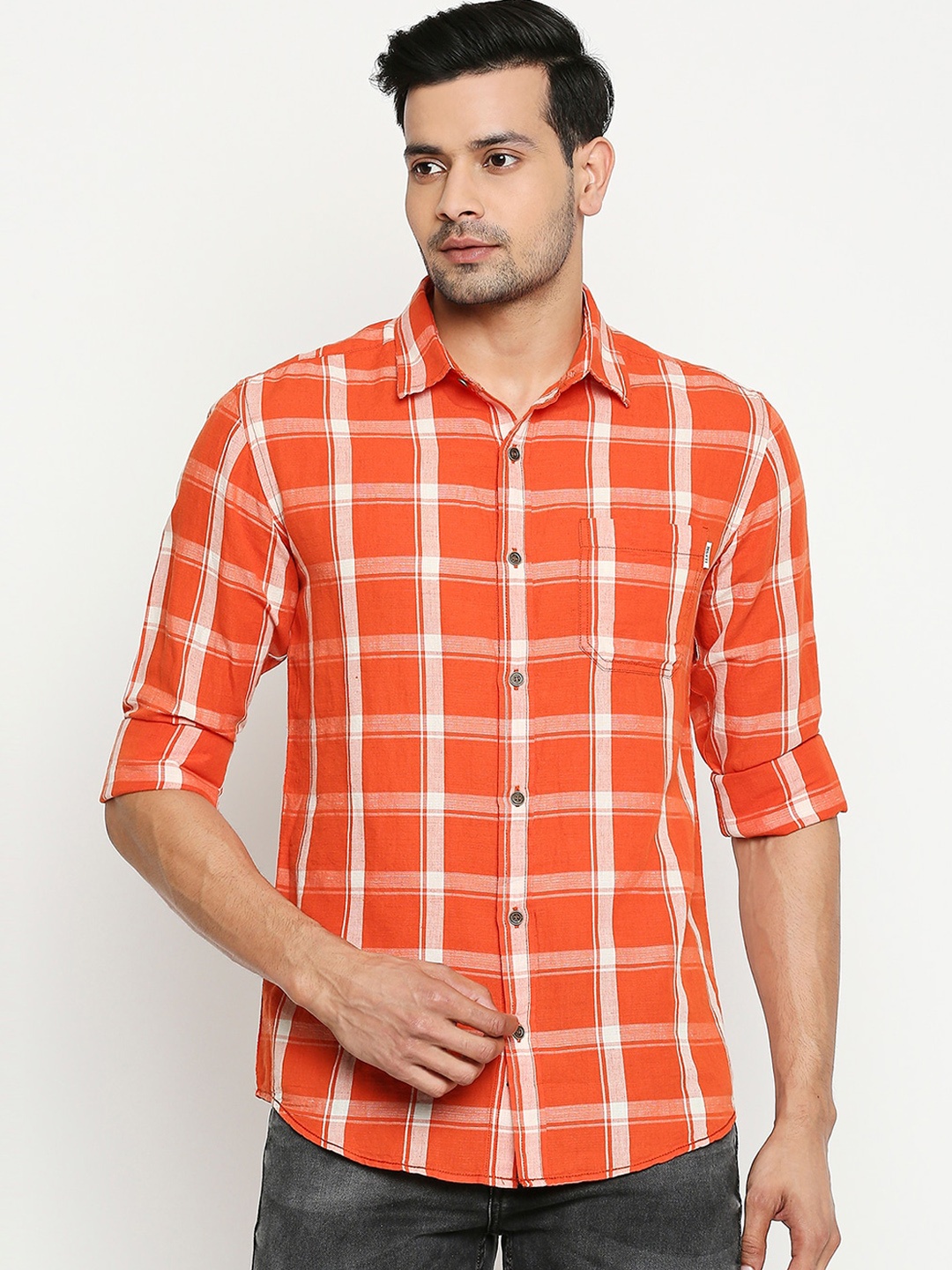 

Mufti Men Orange & White Slim Fit Checked Casual Shirt