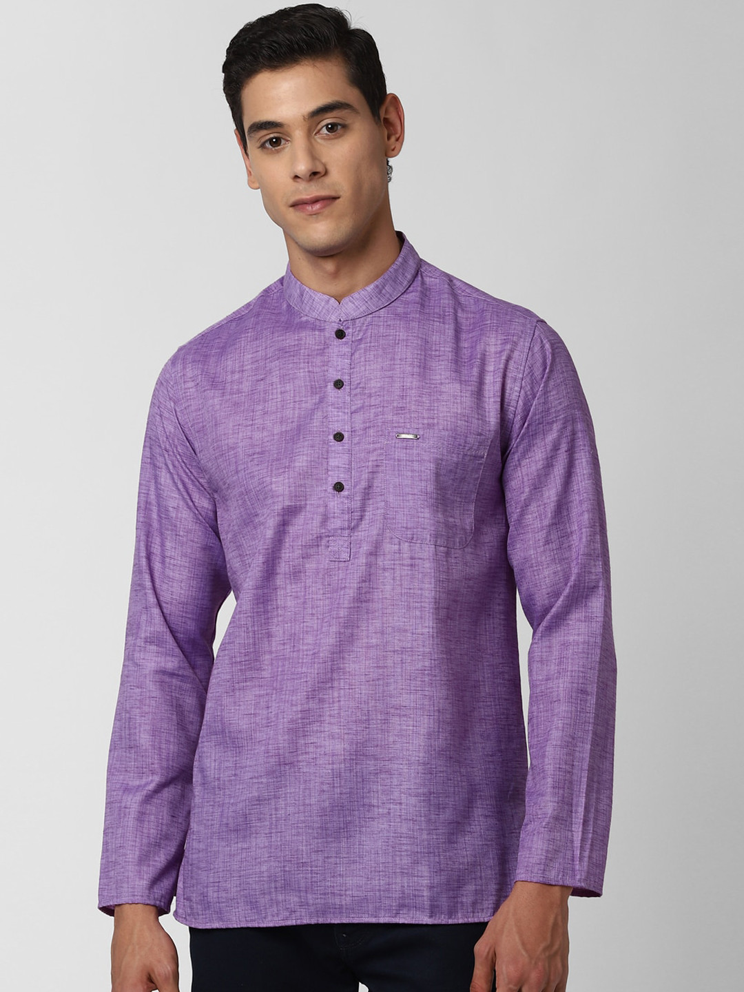 

Peter England Men Purple Mandarin Collar Kurta