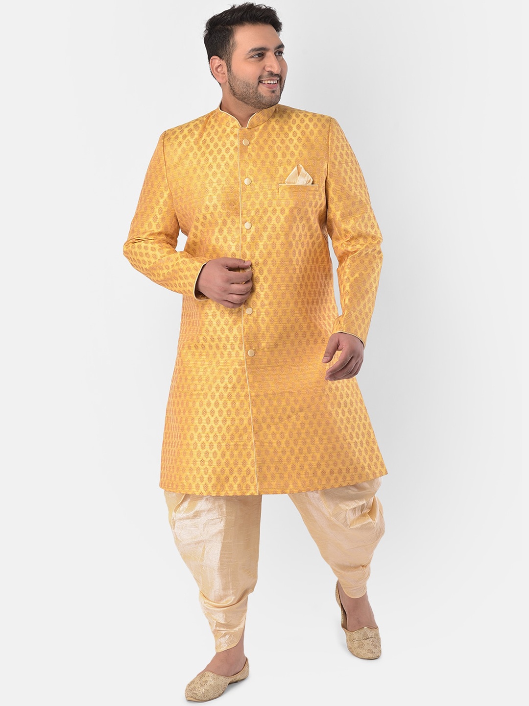 

DEYANN PLUS Men Yellow & Beige Woven-Design Sherwani Set