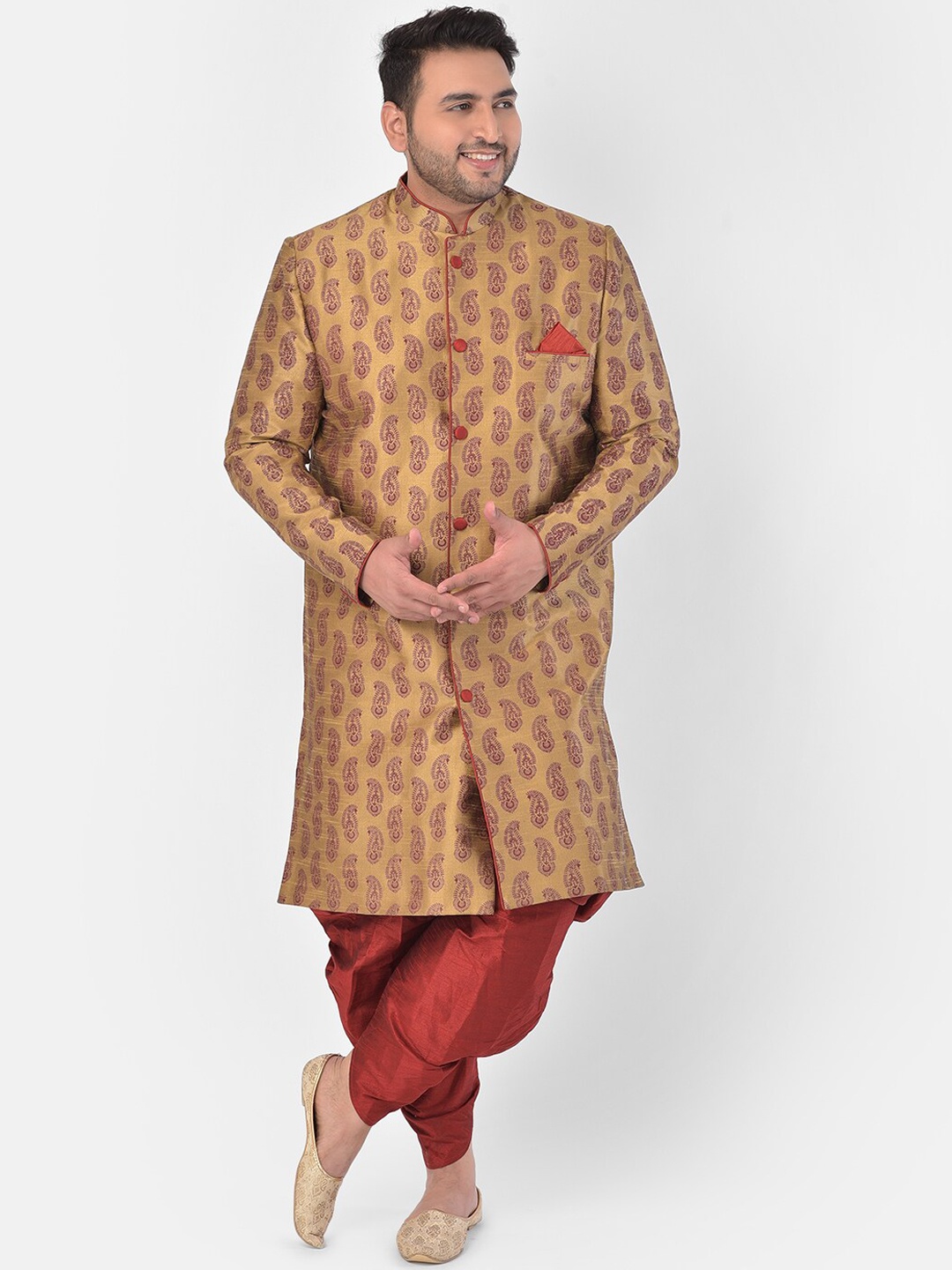 

DEYANN PLUS Men Brown & Red Sherwani Set