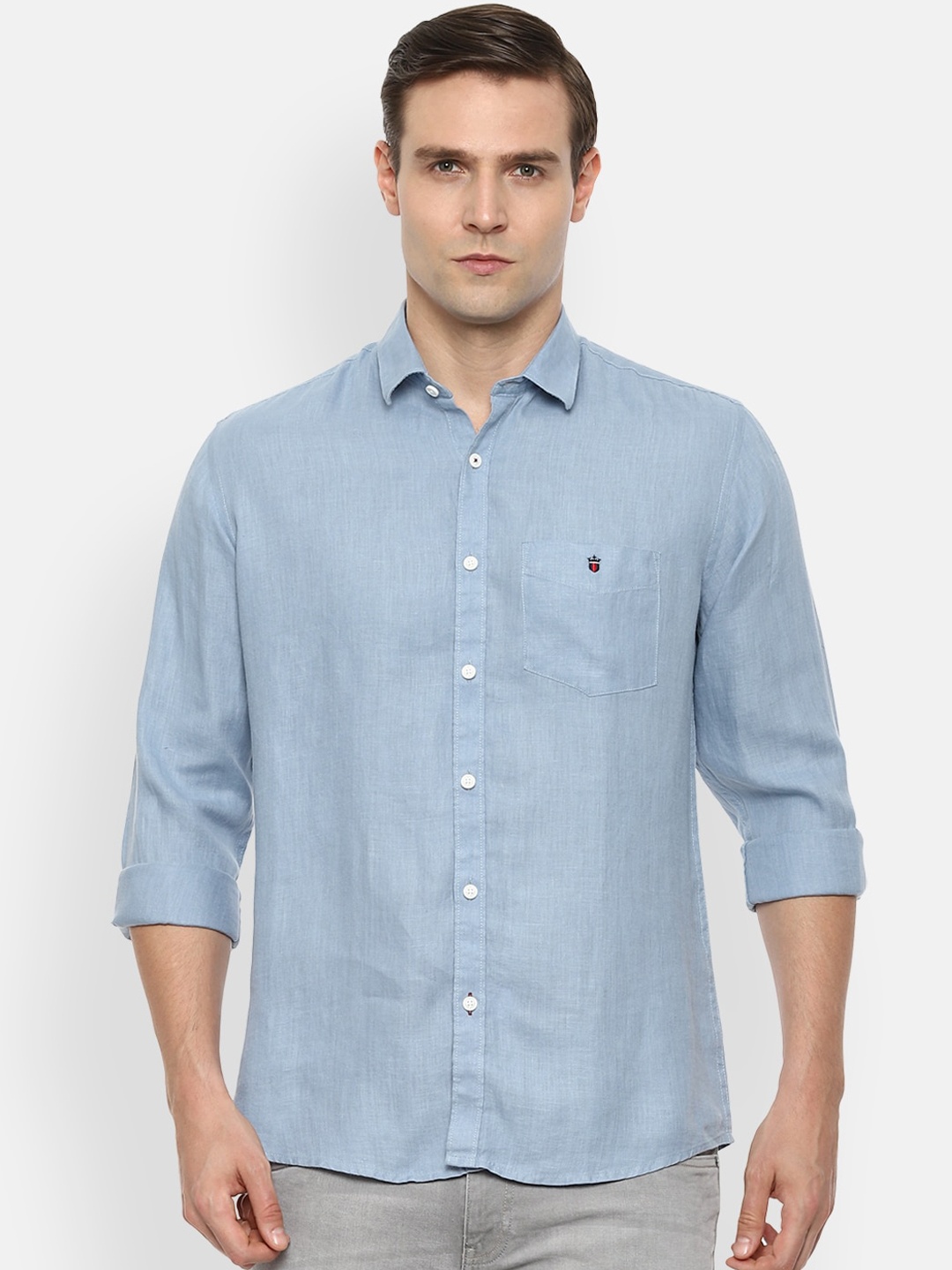 

Louis Philippe Sport Men Blue Slim Fit Solid Casual Cotton Shirt