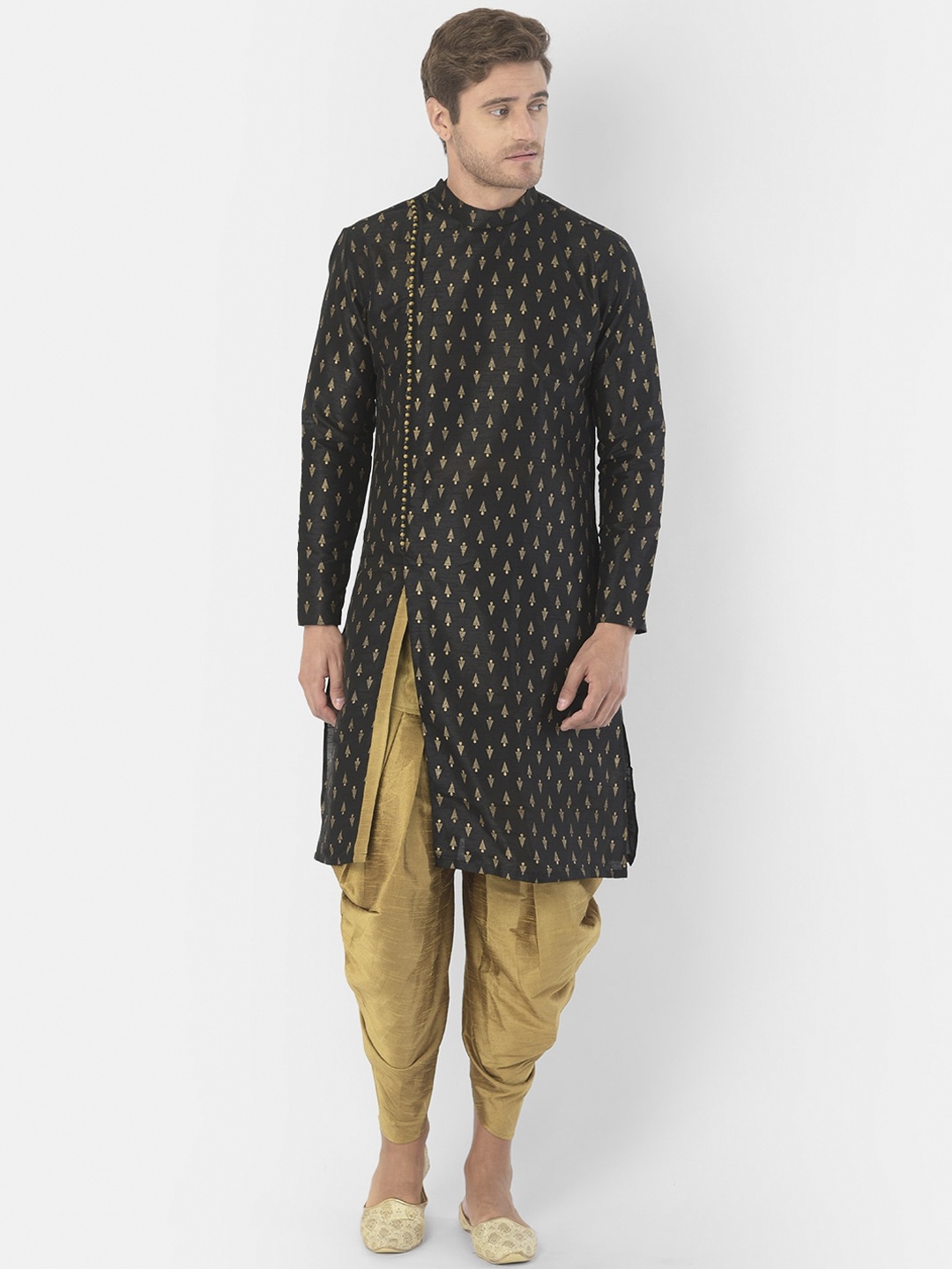 

DEYANN Men Black & Gold-Toned Woven Design Kurta with Dhoti Pants