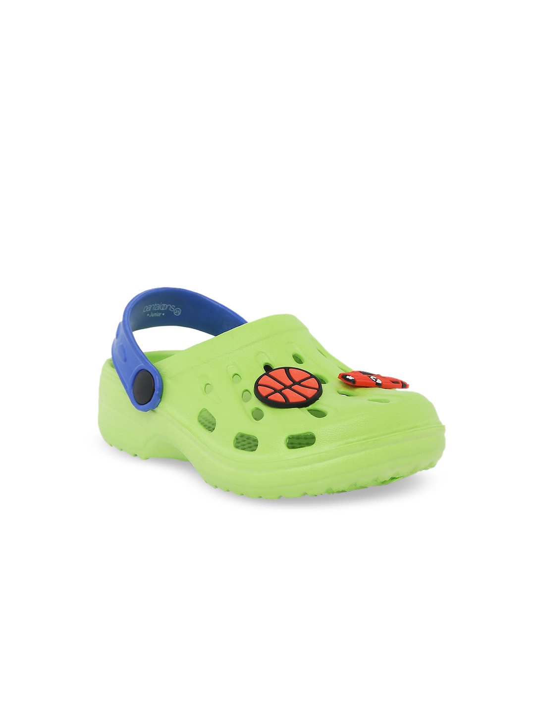 

Pantaloons Junior Boys Green Perforations Clogs