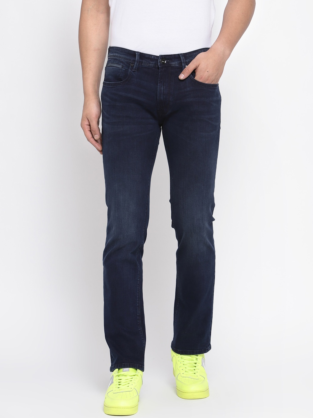

Pepe Jeans Men Navy Blue Light Fade Stretchable Jeans