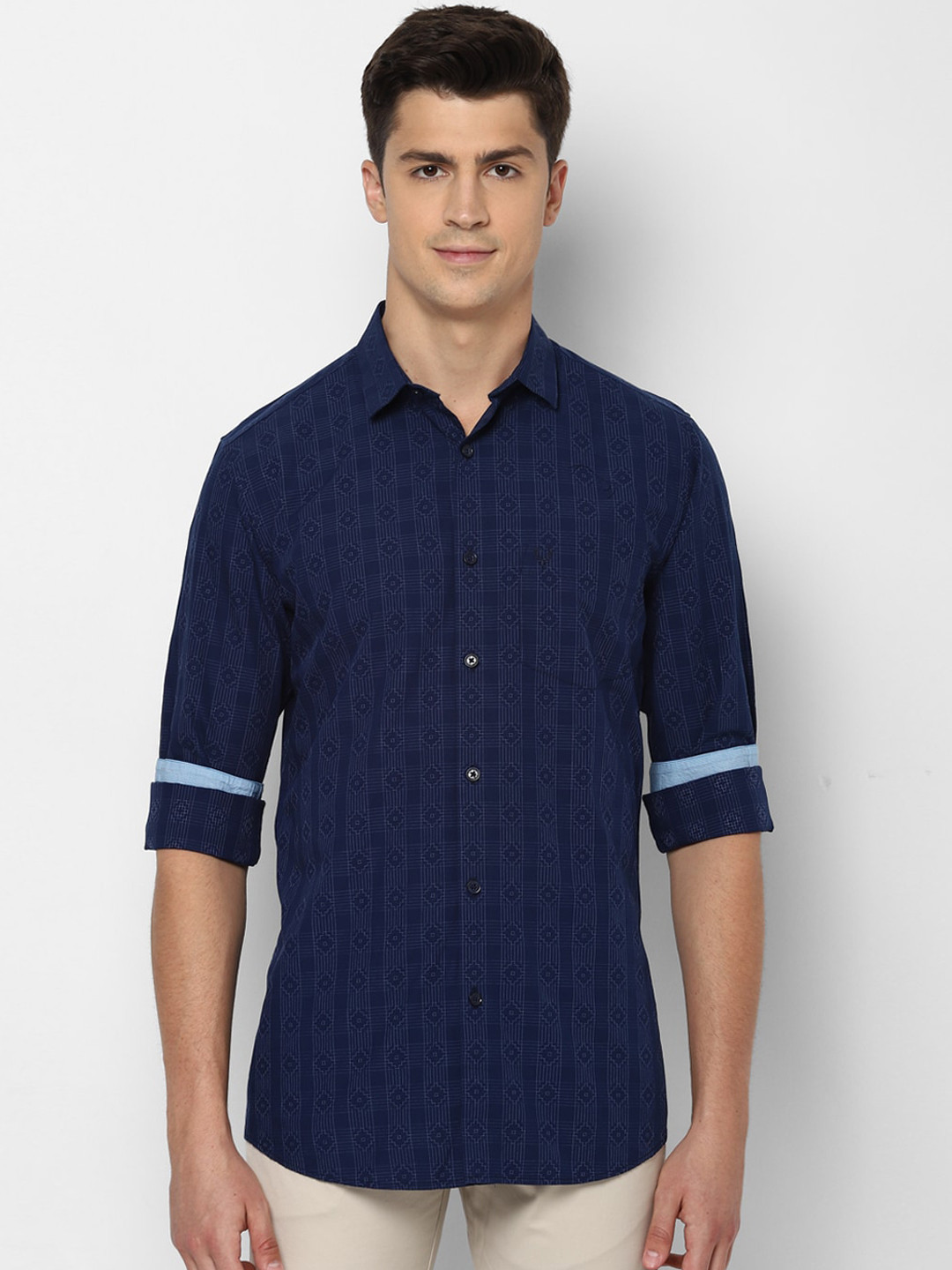 

Allen Solly Men Navy Blue Slim Fit Checked Pure Cotton Casual Shirt