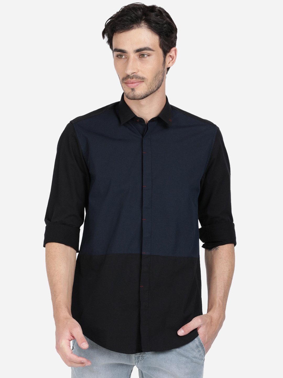 

Bene Kleed Men Black & Navy Blue Slim Fit Colourblocked Casual Cotton Shirt