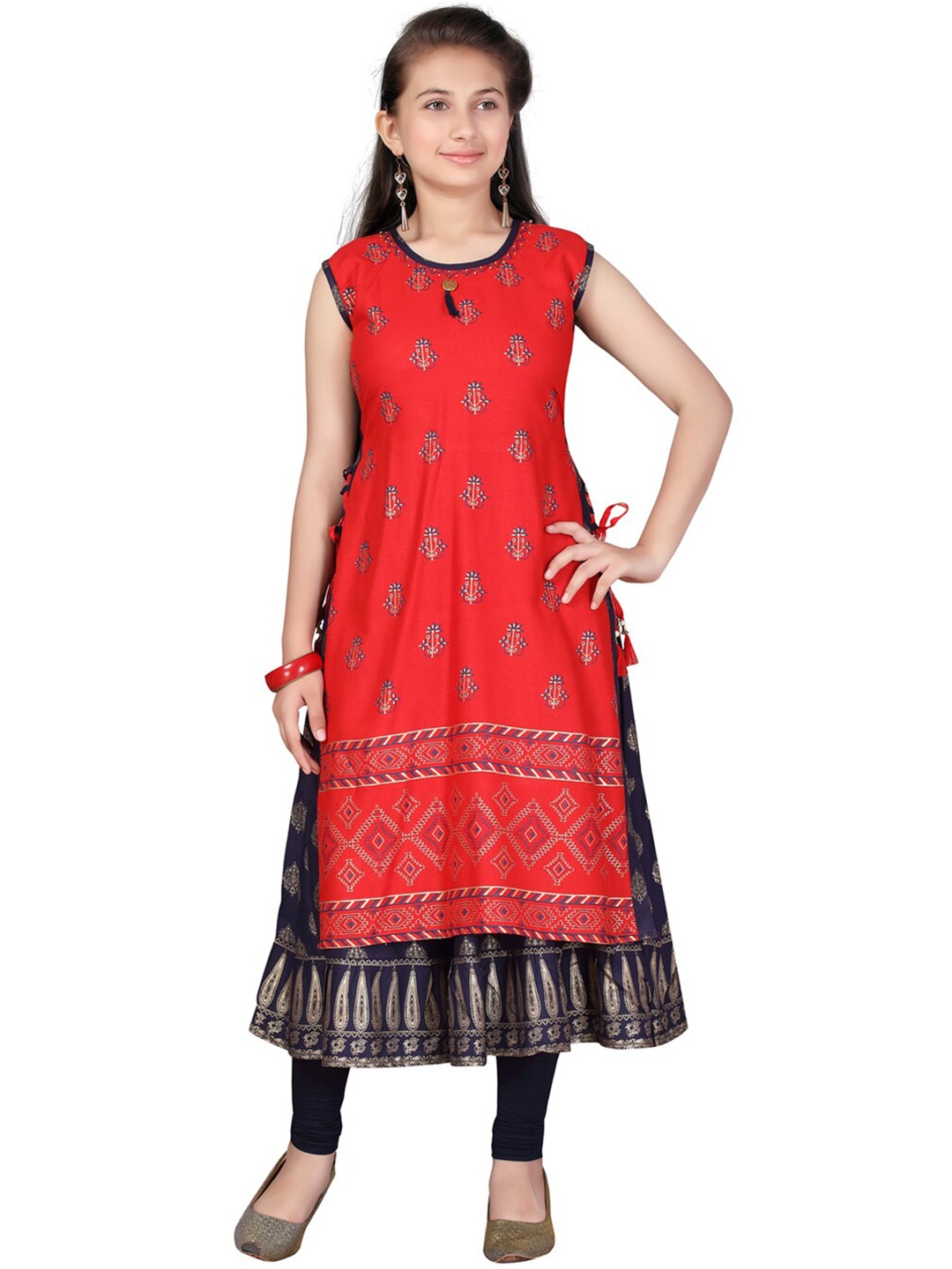 

Aarika Girls Red Colour Cotton Kurti