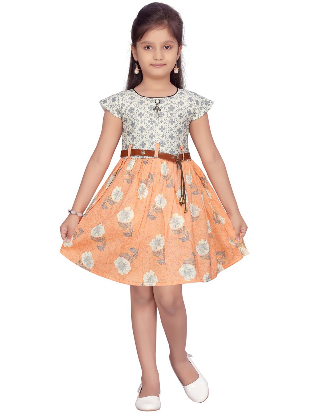 

Aarika Girls Peach-Coloured & Off-White Printed Fit and Flare Dress