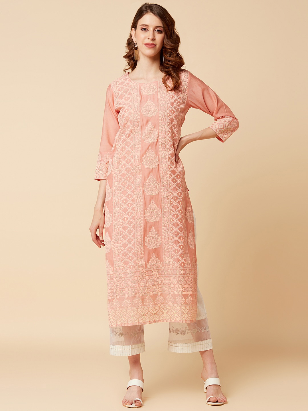 

Varanga Women Peach-Coloured Ethnic Motifs Printed Chanderi Silk Kurta
