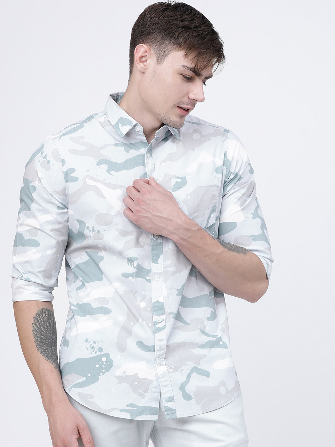 

HIGHLANDER Men White & Blue Slim Fit Printed Casual Shirt