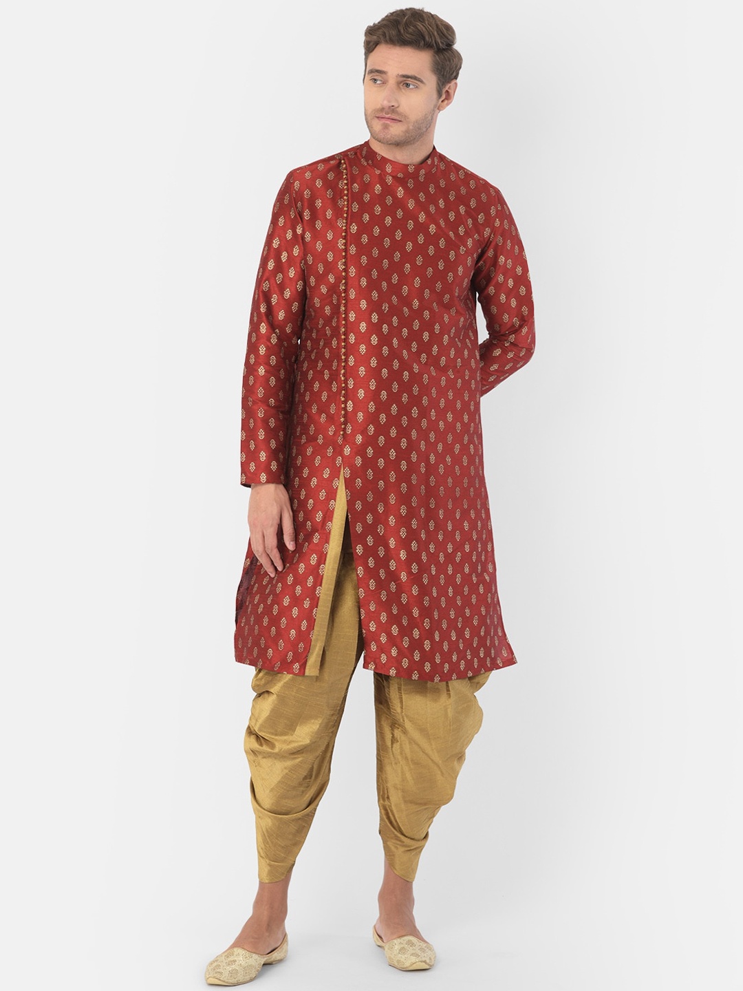 

DEYANN Men Red & Beige Self Design Kurta with Patiala
