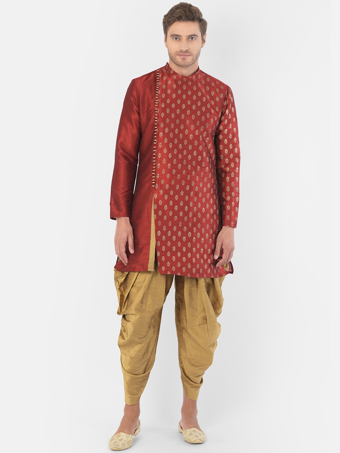 

DEYANN Men Red Ethnic Motifs Printed Regular Straight Dupion Silk Kurta with Patiala