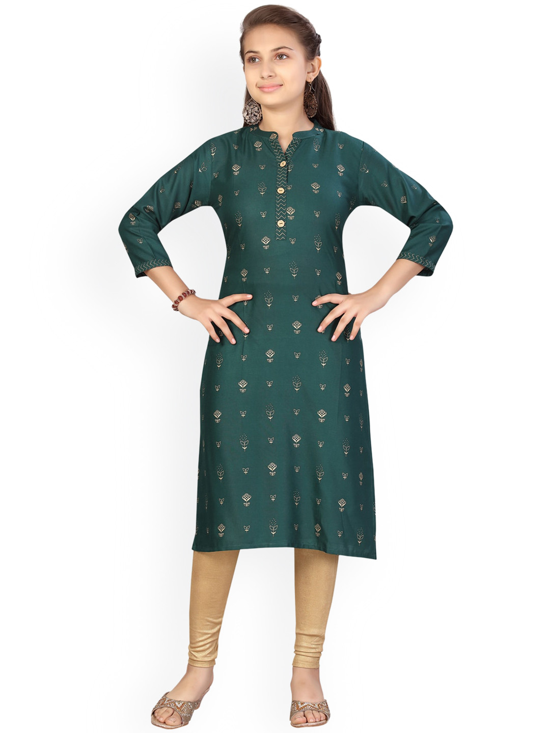 

Aarika Girls Green & Gold-Toned Printed Kurta with Churidar