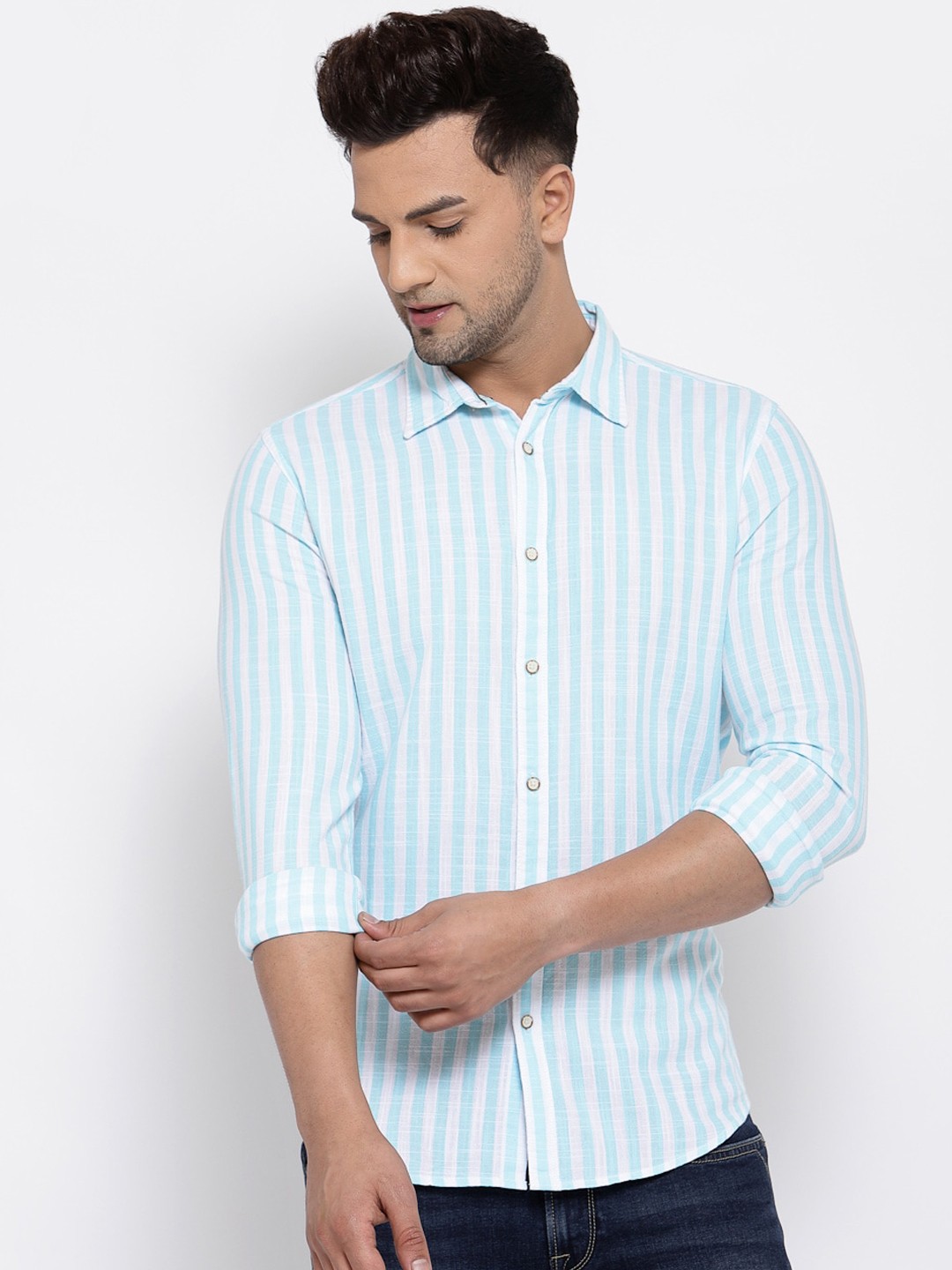

Pepe Jeans Men Blue & White Pure Cotton Yarn Dyed Striped Casual Shirt