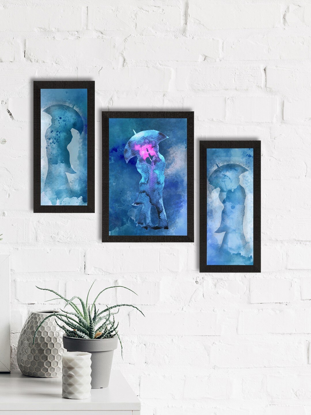 

eCraftIndia Set Of 3 Blue & White Loving Couple Under Umbrella Valentine Theme Satin Matt Texture Art Paintings