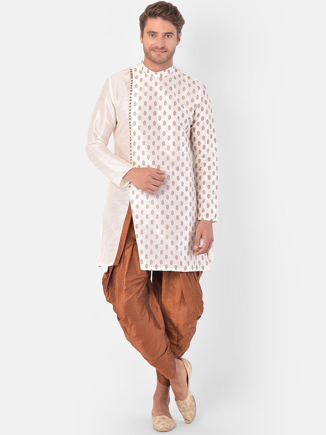 

DEYANN Men Off White & Bronze-Toned Ethnic Motifs Kurta