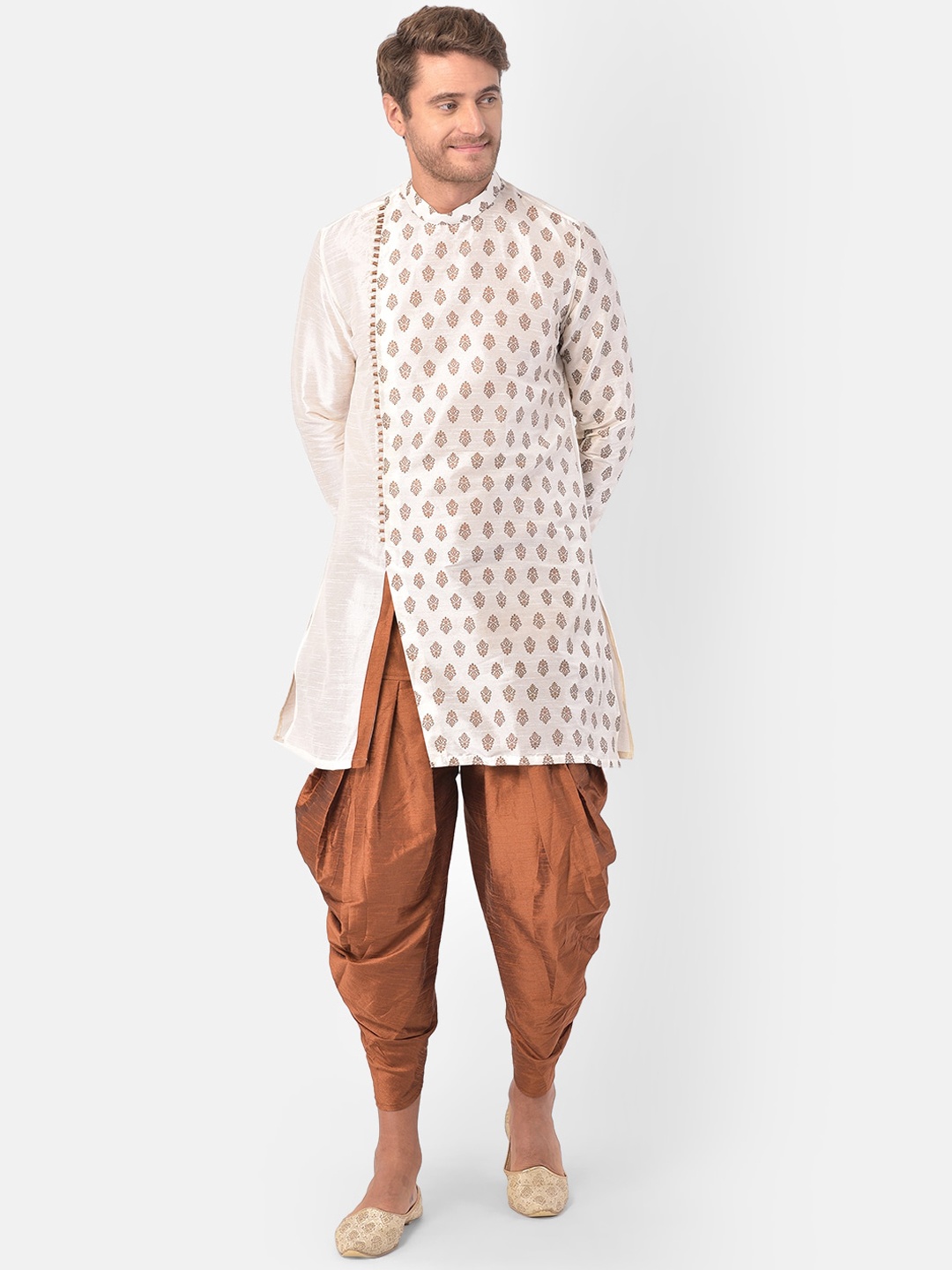 

DEYANN Men Off-White & Copper-Toned Printed Kurta with Dhoti Pants