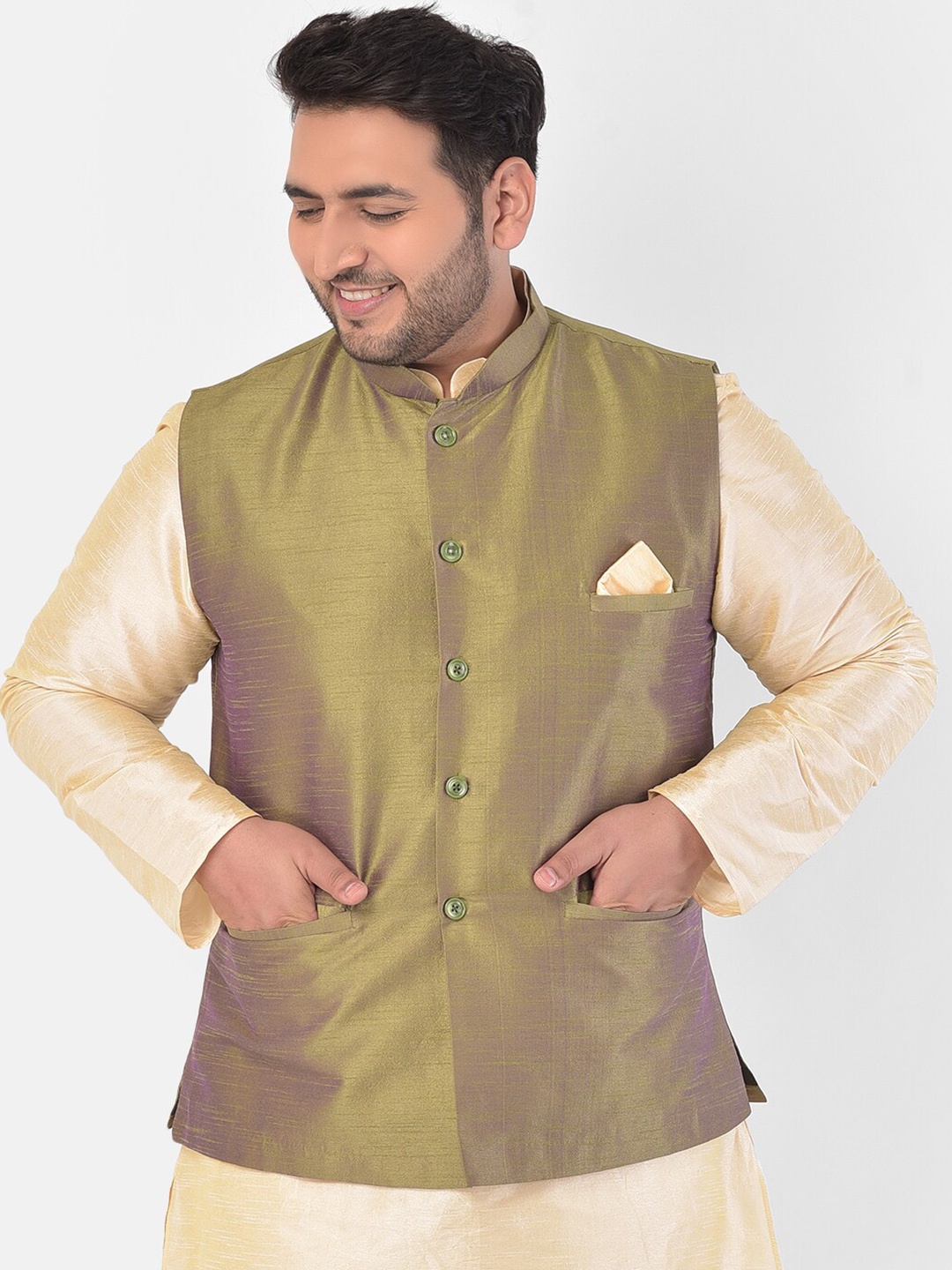

DEYANN PLUS Men Green Solid Woven Nehru Jacket