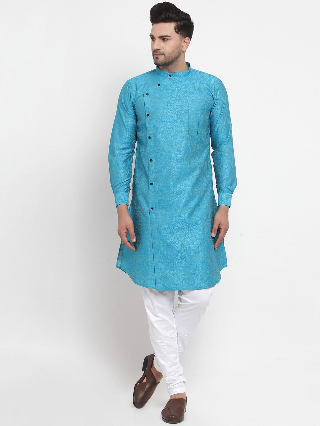 

KLOTTHE Men Blue & White Woven Design Kurta with Churidar Pyjamas