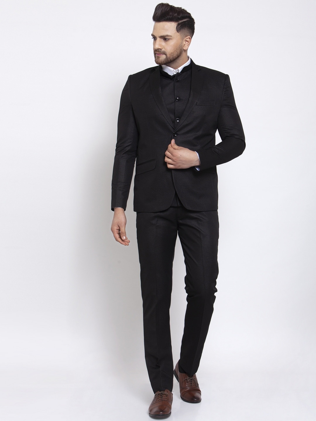 

Wintage Men Black Solid Single-Breasted Three-Piece Formal Suit