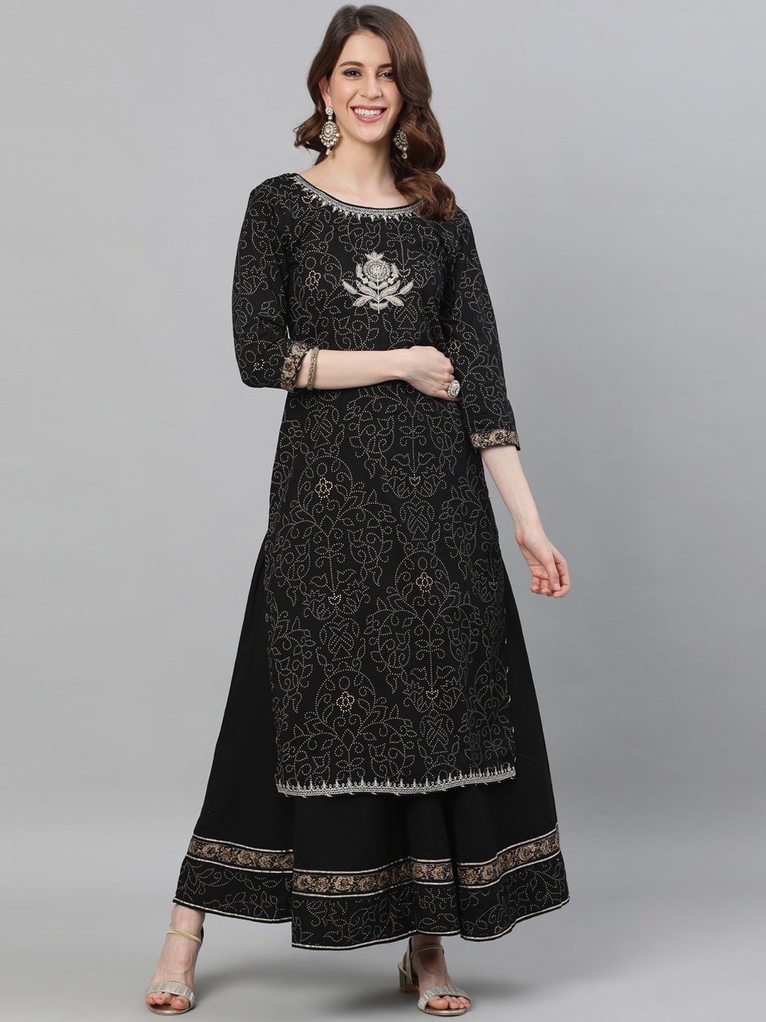 

Ishin Women Black Printed Kurta with Sharara
