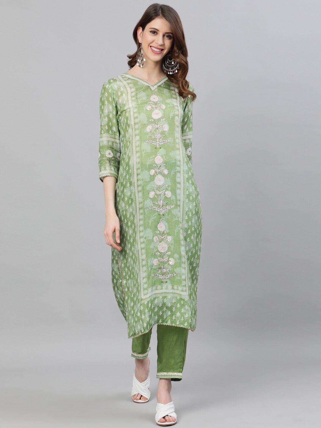 

Ishin Women Green Printed Kurta with Trousers