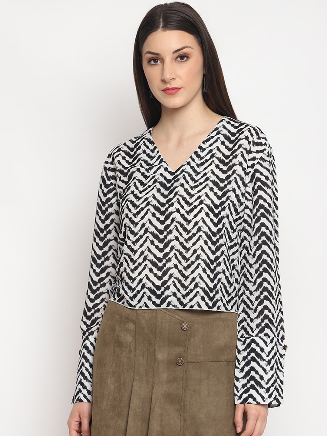 

OTORVA Black & White Printed Regular Top
