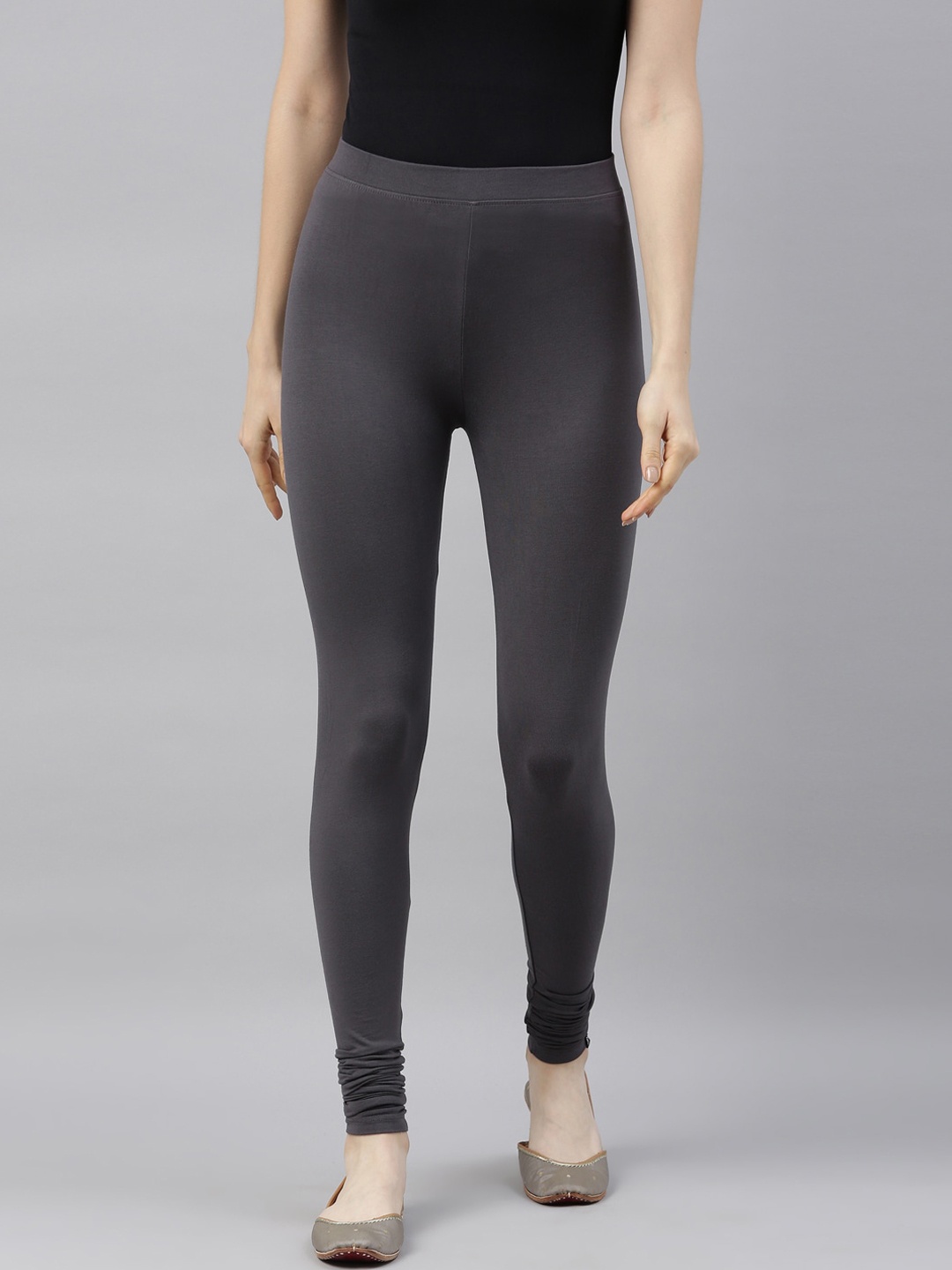 

TWIN BIRDS Women Charcoal Grey Solid Churidar-Length Leggings