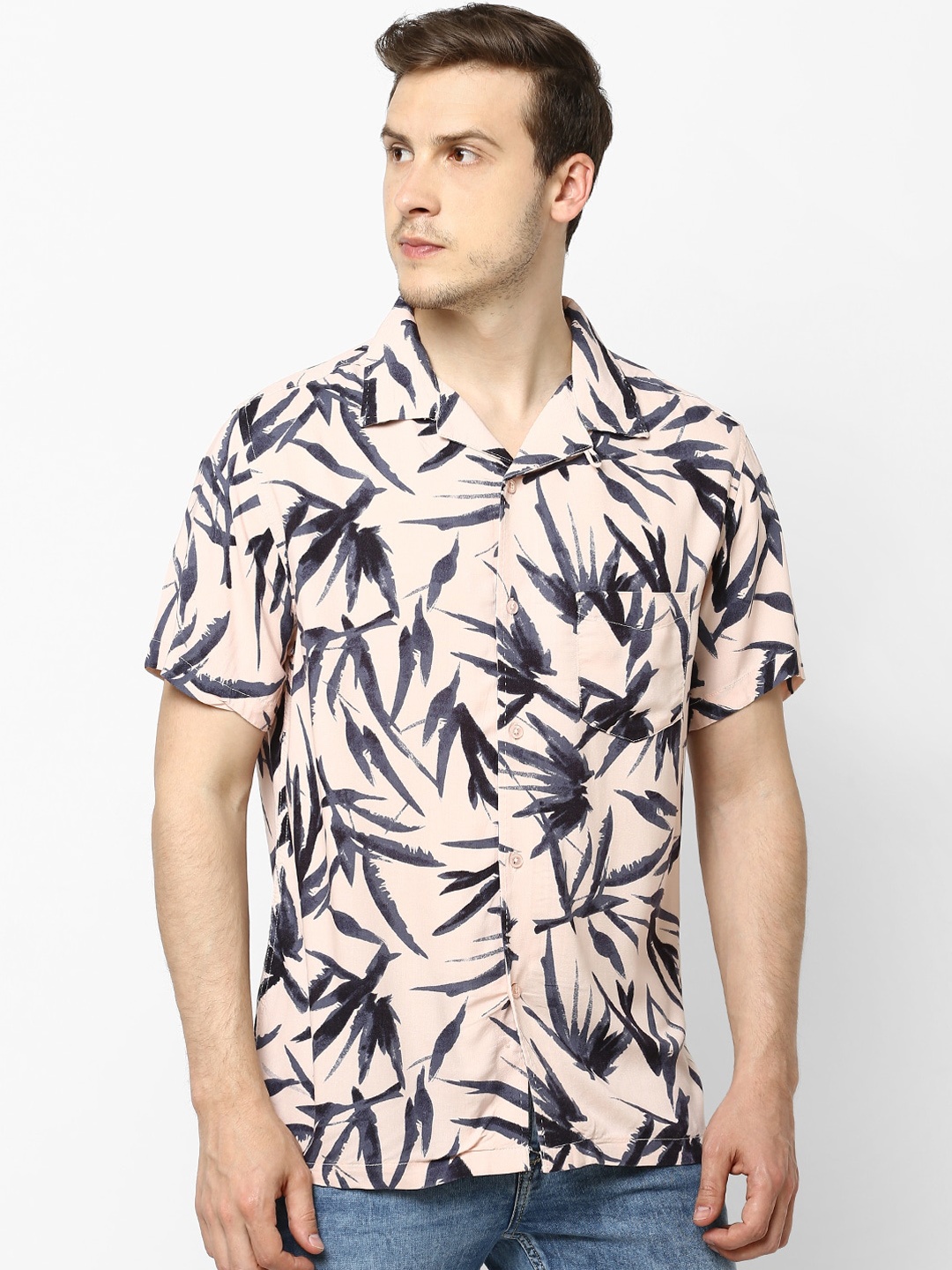 

Celio Men Peach-Coloured Regular Fit Printed Casual Shirt