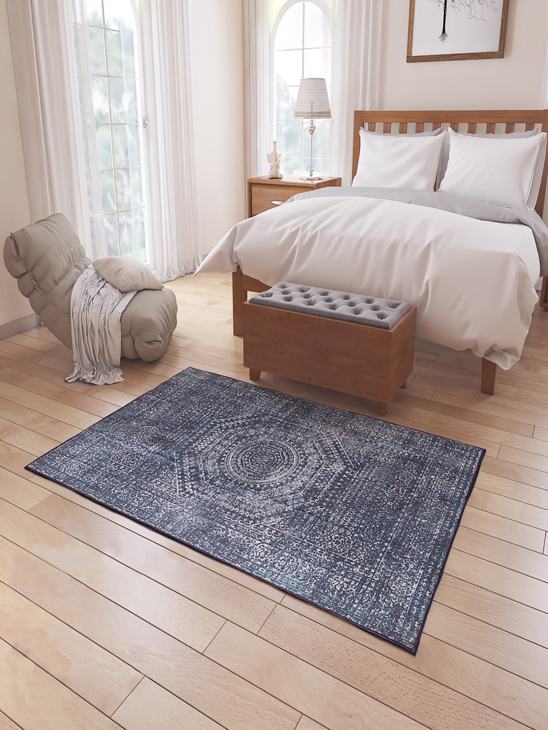 

Status Navy Blue & White Geometric Printed Anti-Skid Rectangular Carpet