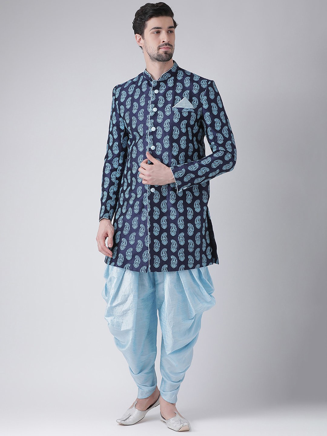 

DEYANN Men Blue Printed Sherwani With Patiala Pants, Navy blue