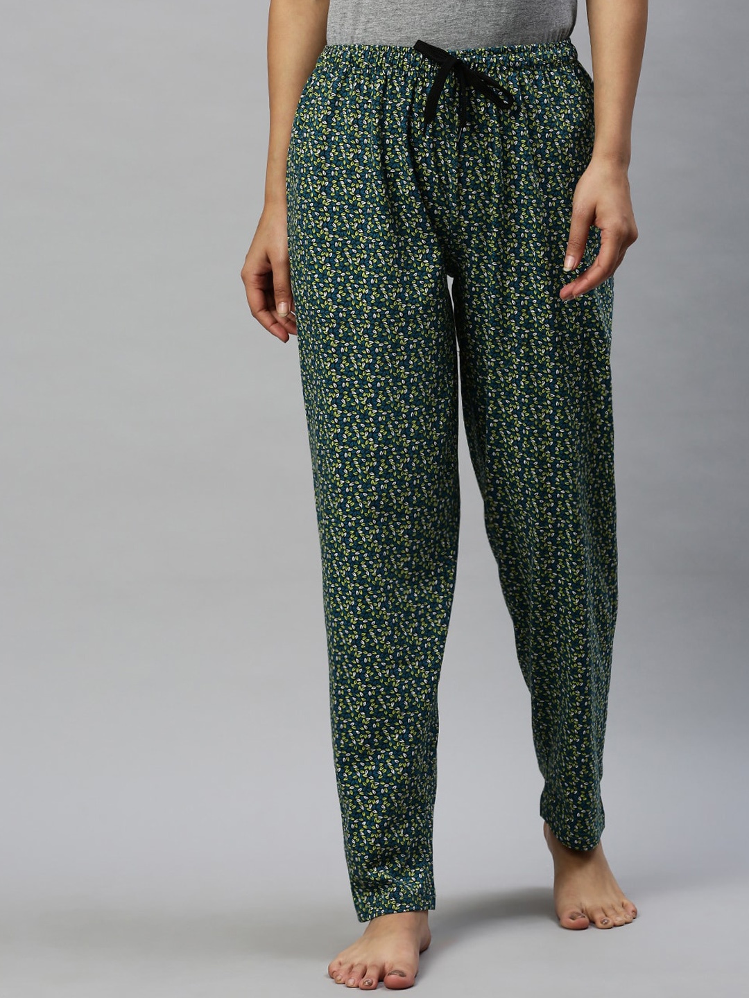 Kryptic Women Relaxed Fit Leaf Printed Lounge Pants, Black