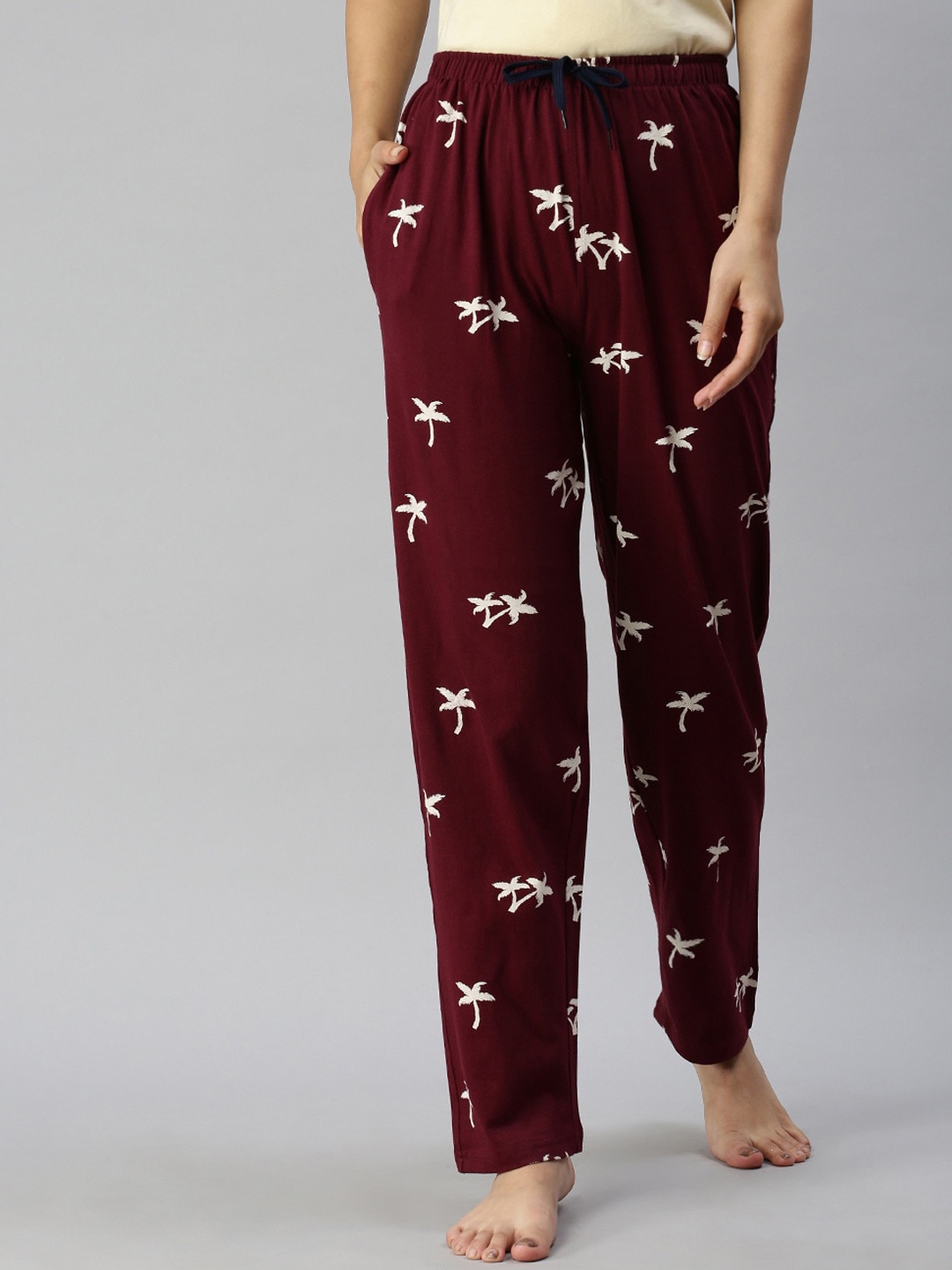 

Kryptic Women Relaxed Fit Printed Lounge Pants, Maroon