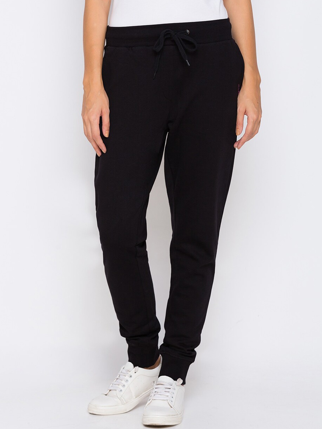 

Globus Women Black Solid Straight-Fit Joggers