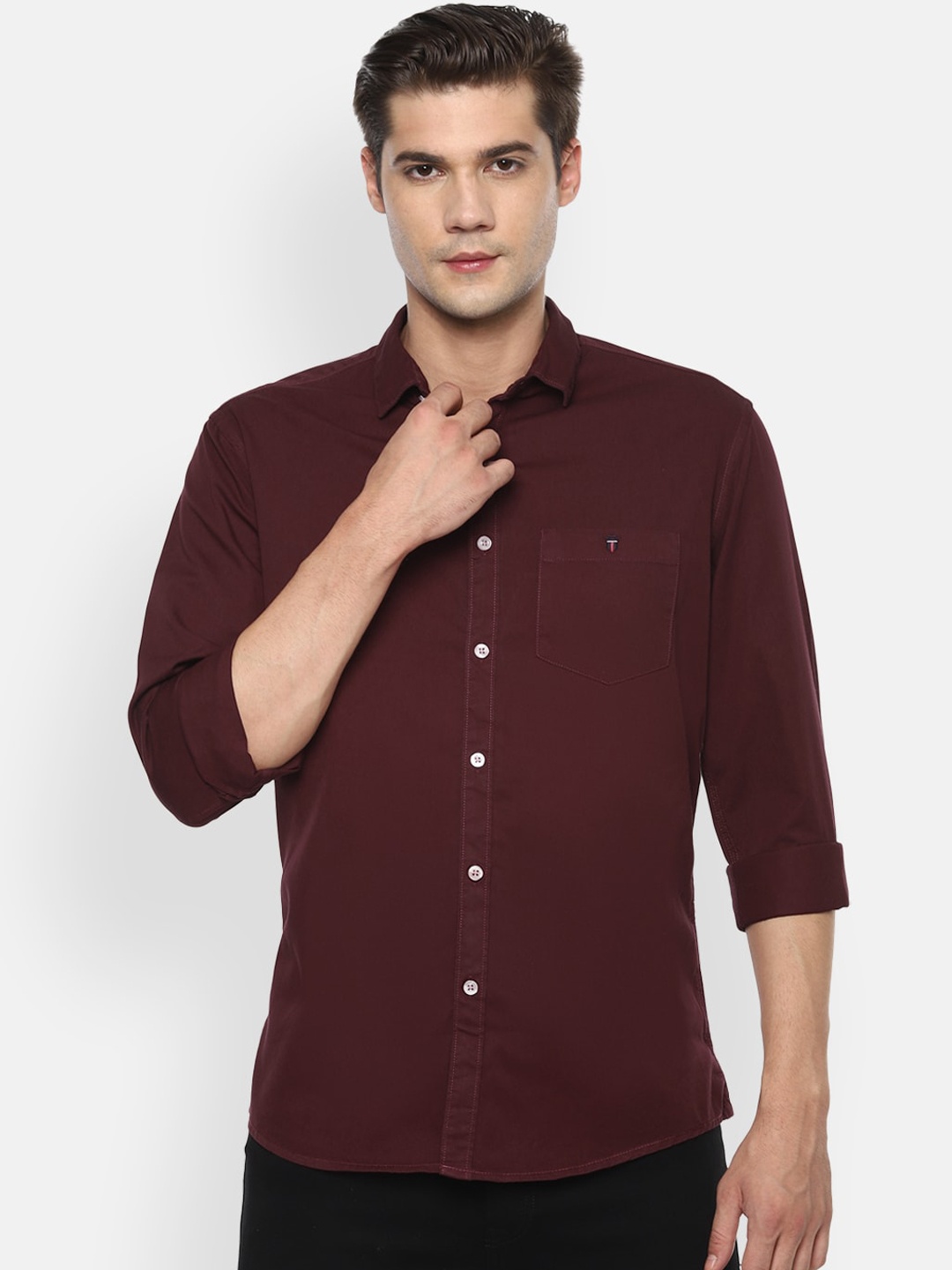 

Louis Philippe Jeans Men Maroon Slim Fit Solid Casual Shirt