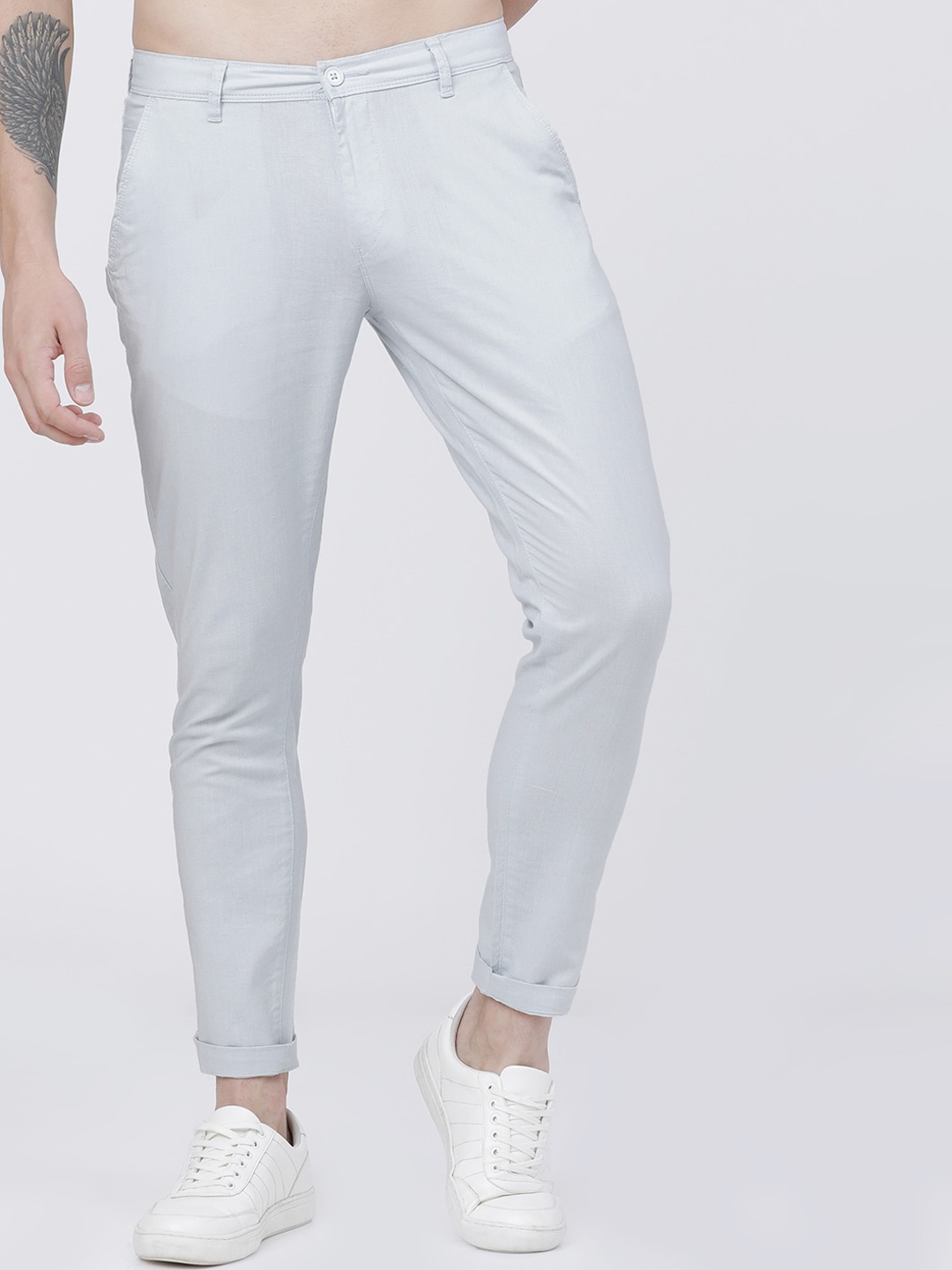 

HIGHLANDER Men Blue Slim Fit Solid Cotton Chinos