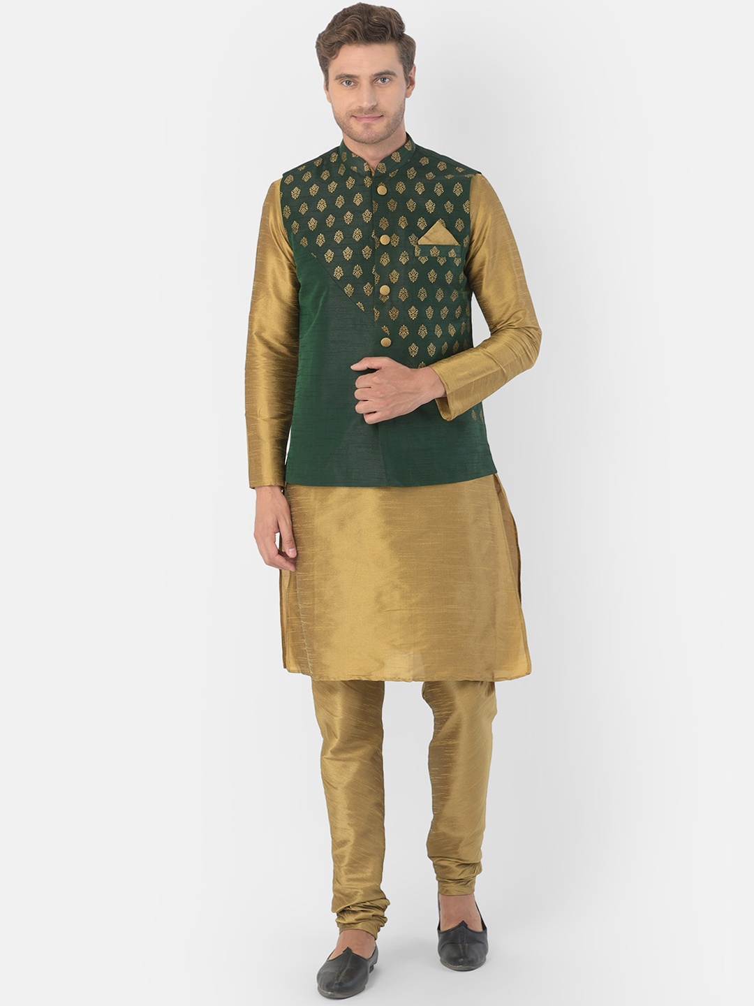 

DEYANN Men Gold-Toned & Green Solid Kurta with Pyjamas