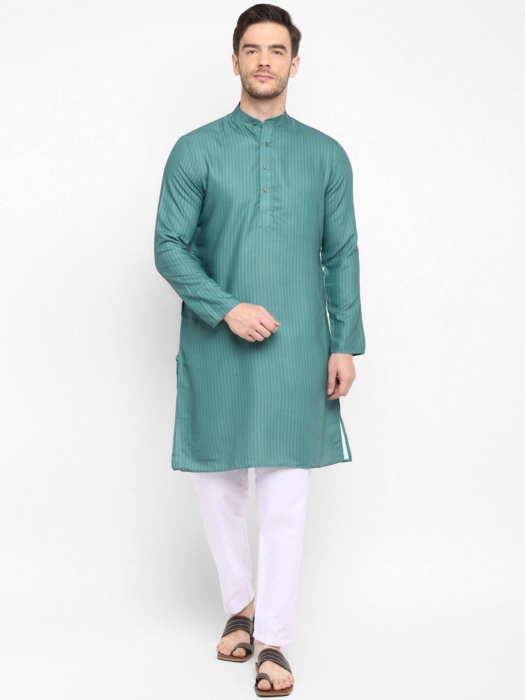 

Hangup Men Green & White Solid Kurta with Pyjamas