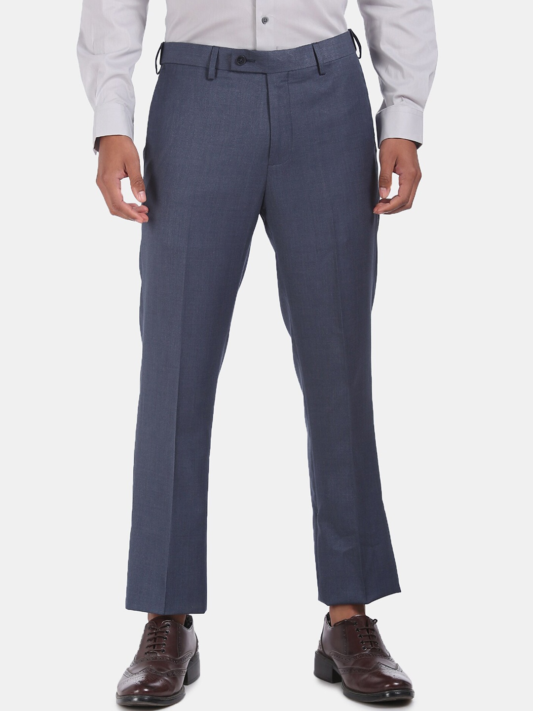 

Arrow Men Blue Regular Fit Solid Formal Trousers