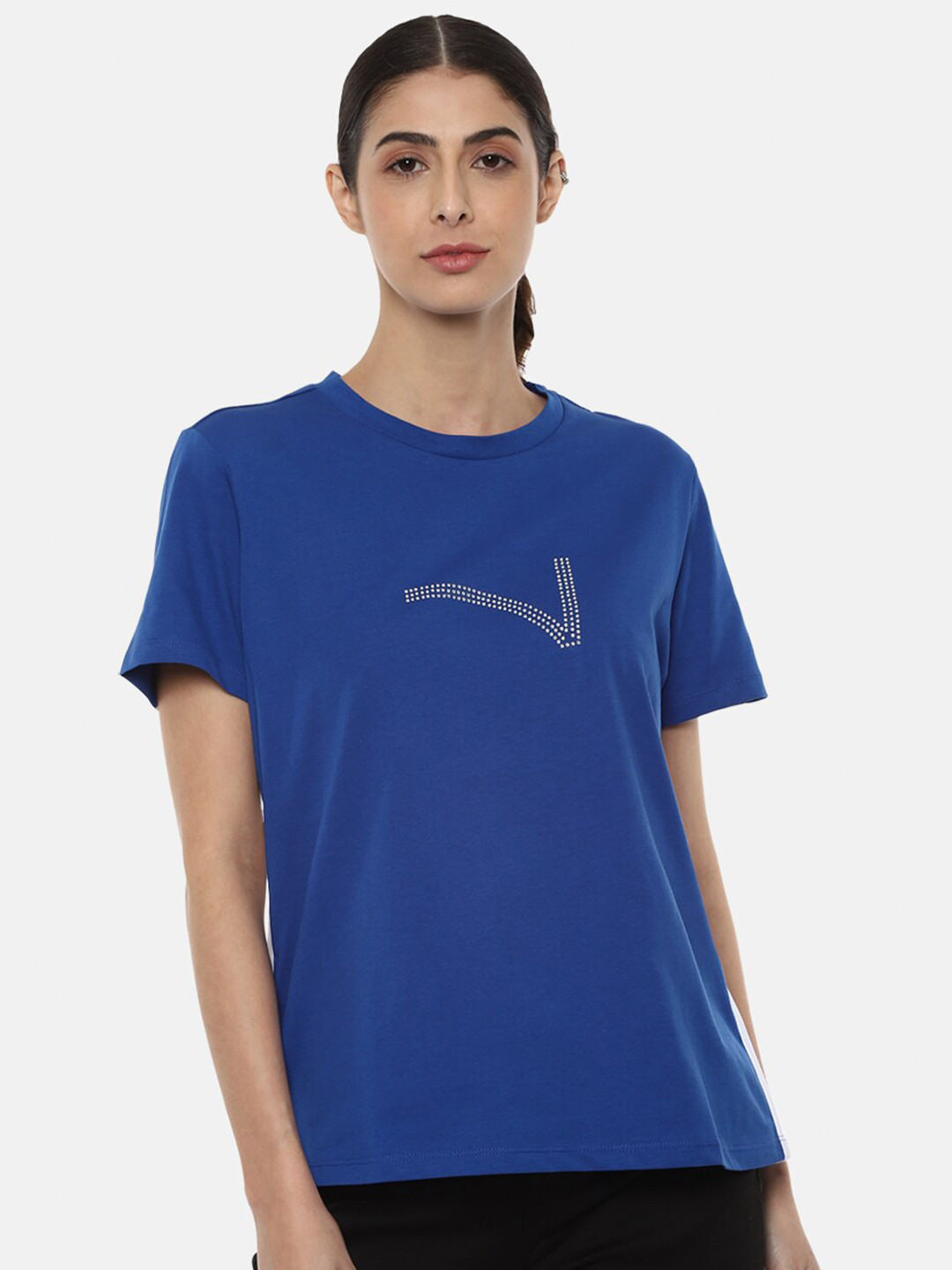 

Van Heusen Woman Blue Solid Round Neck T-shirt