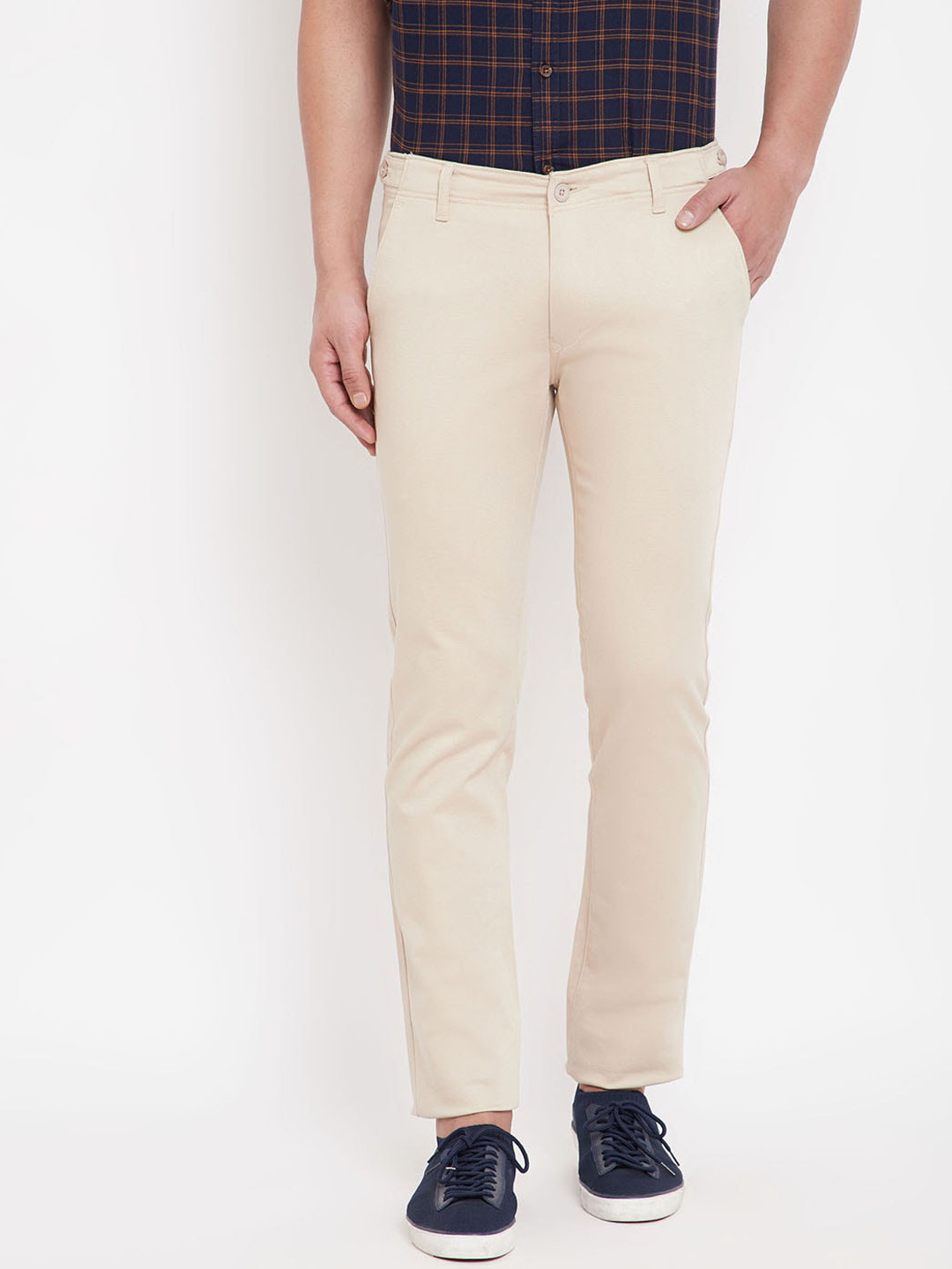 

Canary London Men Beige Slim Fit Textured Regular Trousers