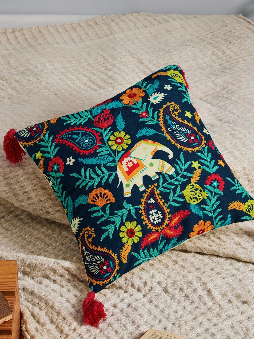 

Chumbak Blue & Pink Single Ethnic Motifs Square Cushion Cover