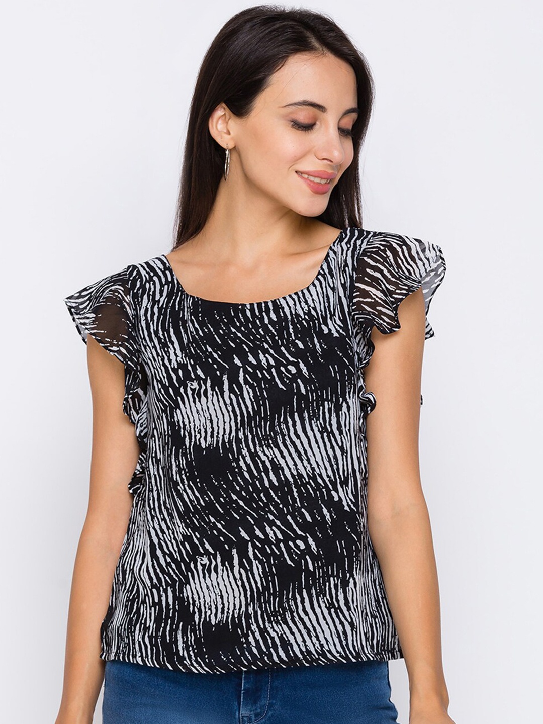 

Globus Black & White Regular Top