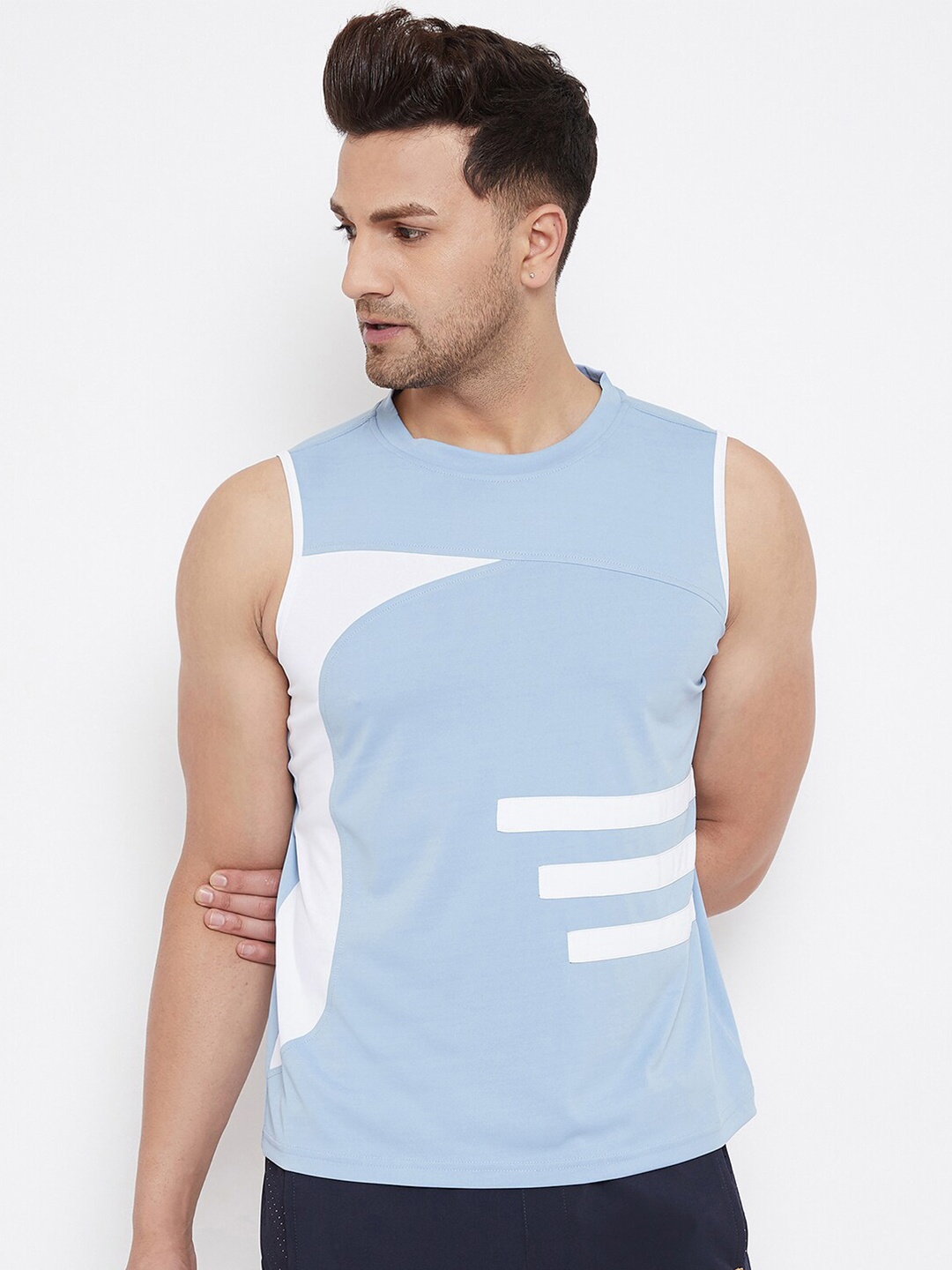 

JUMP USA Men Blue & White Colourblocked Round Neck Sleeveless T-shirt