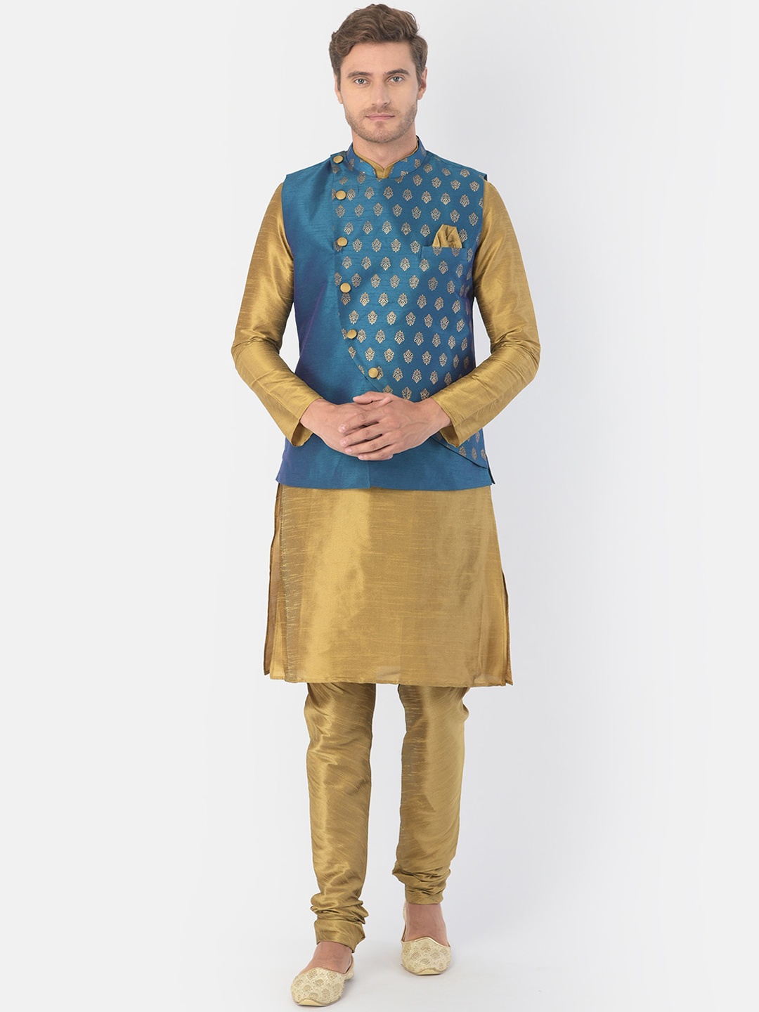 

DEYANN Men Gold-Toned & Blue Solid Kurta with Pyjamas