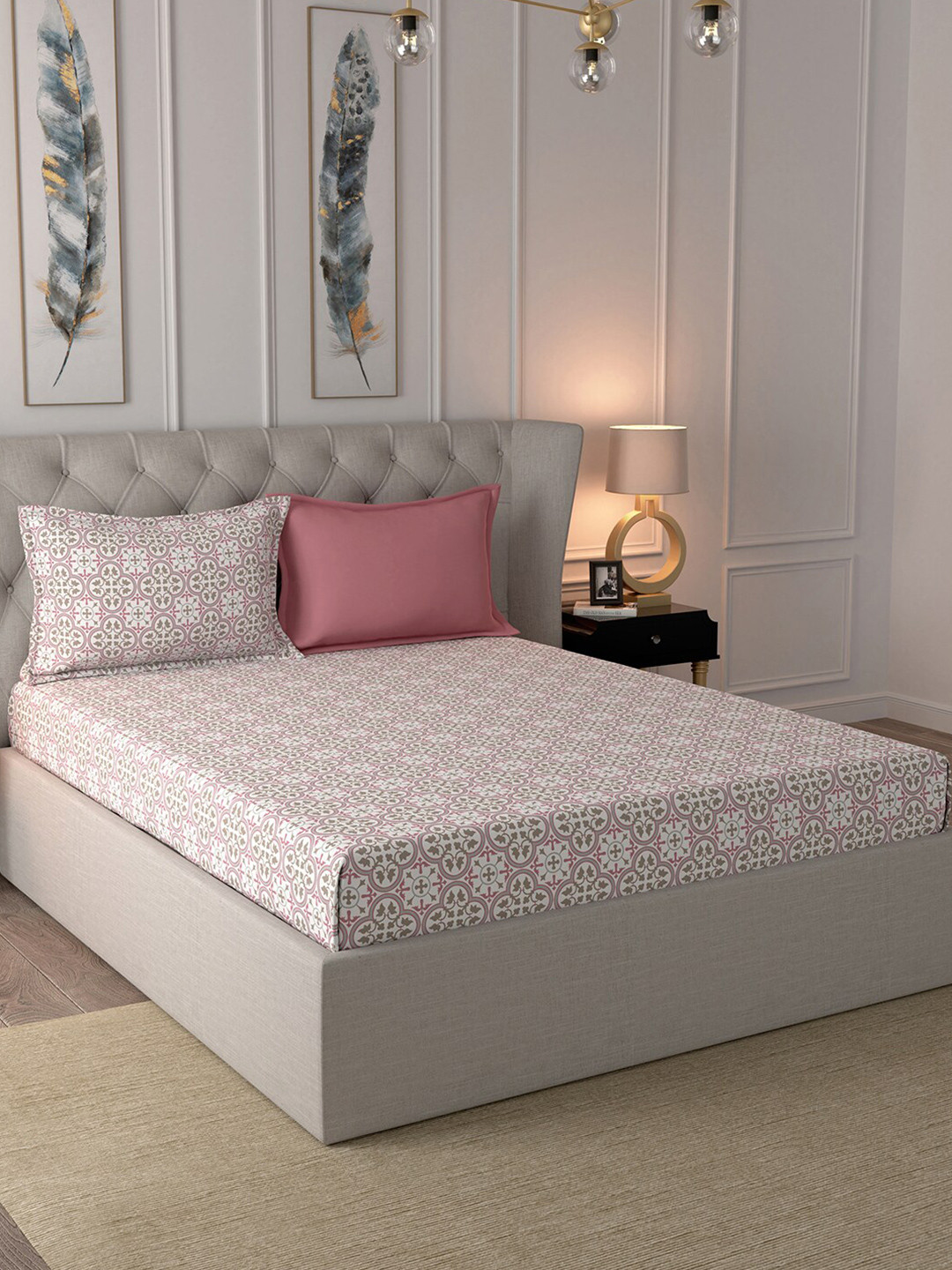 

In-House by maspar White & Pink Ethnic Motifs 210 TC Cotton 1 King Bedsheet with 2 Pillow Covers