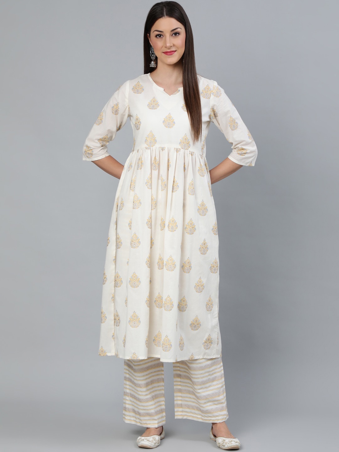

Nayo Women Cream-Coloured Printed Gathered Kurta With Plazzo