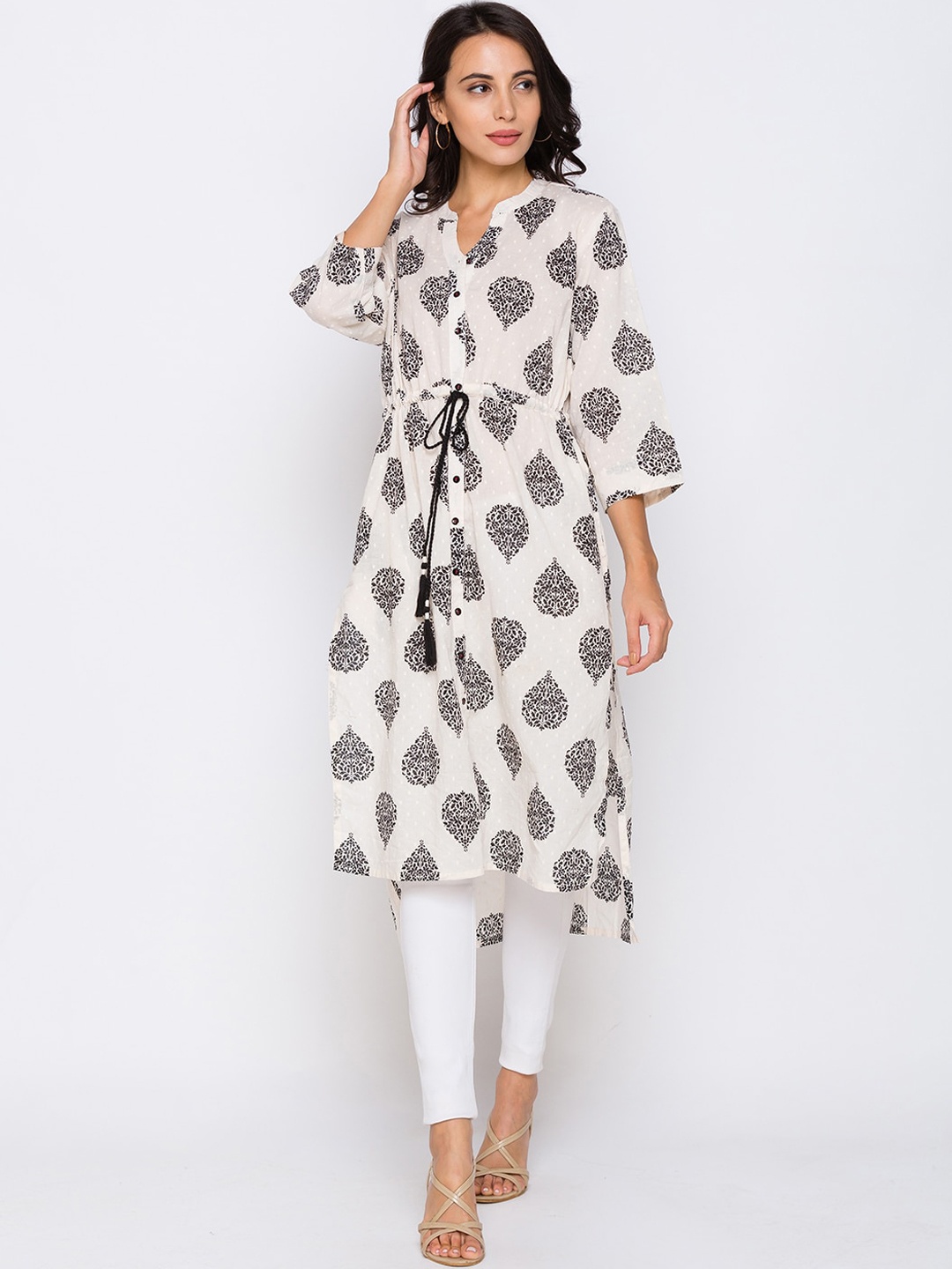 

Globus Women Off White Ethnic Motifs Printed Kurta