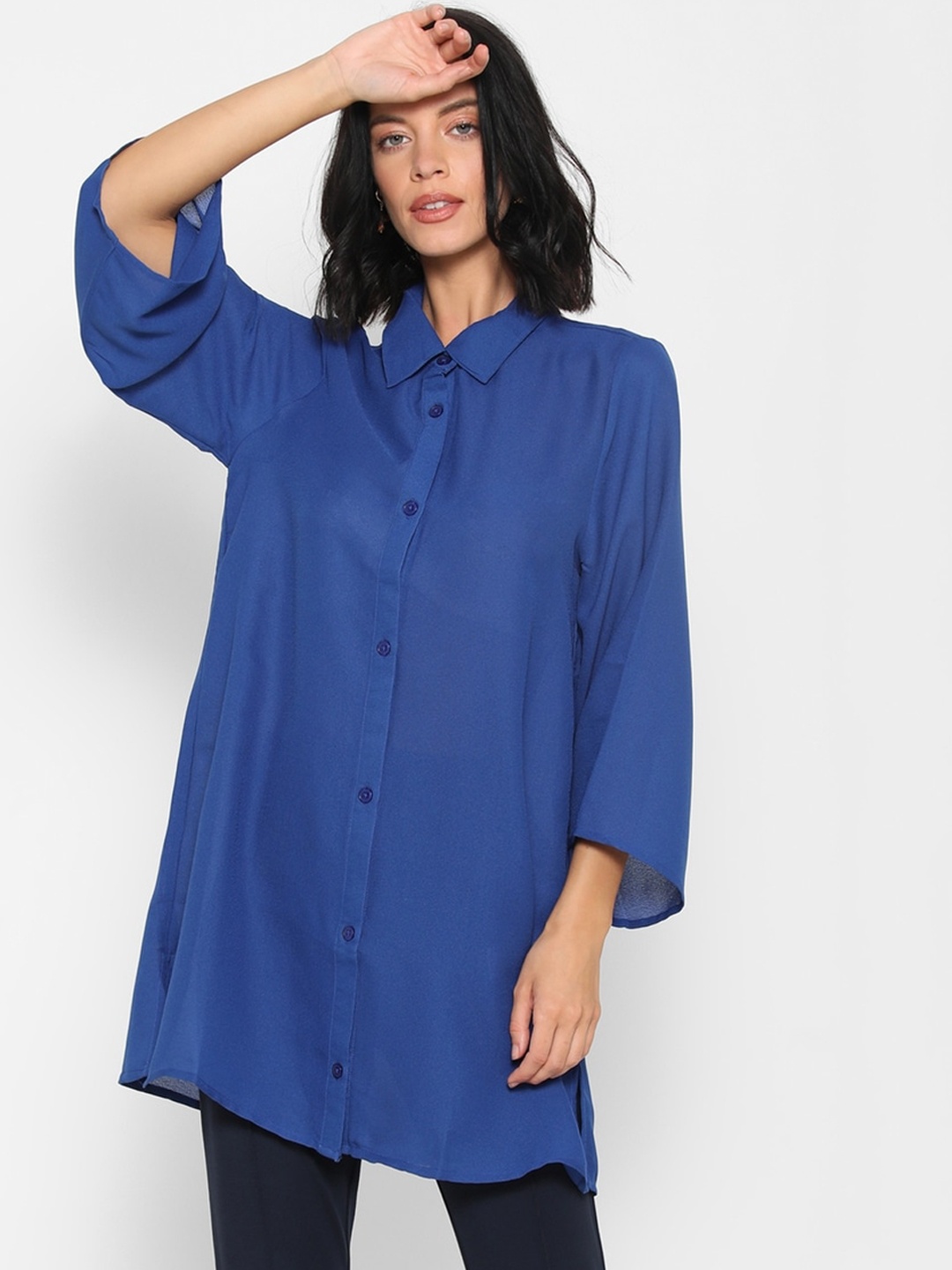 

FOREVER 21 Women Blue Solid Longline Shirt