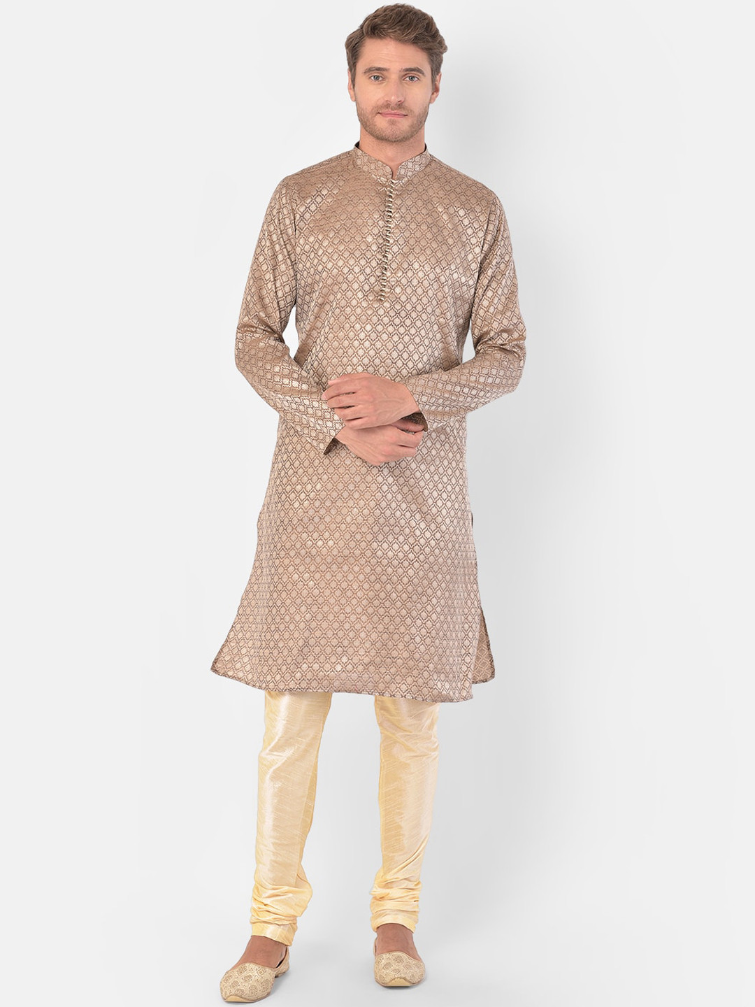 

DEYANN Men Brown Kurta and Trouser Set